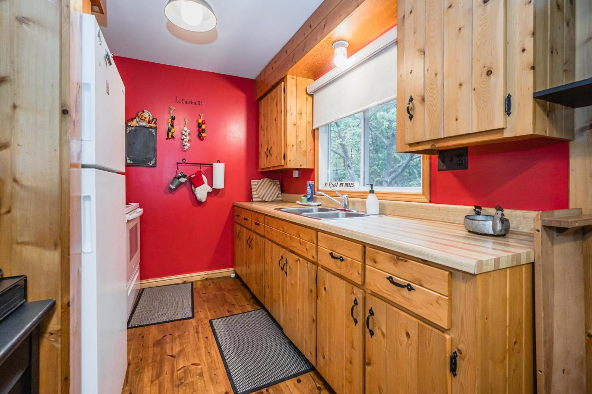 Rustic Cabin W Games Near Lake & National Park Tobermory Luaran gambar